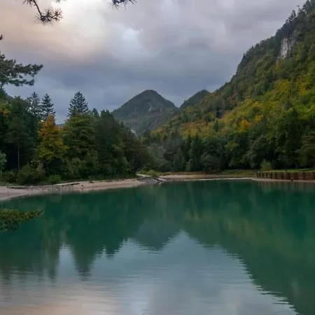 A In The Alps For Hiking, Cycling, Skiing יסניצה