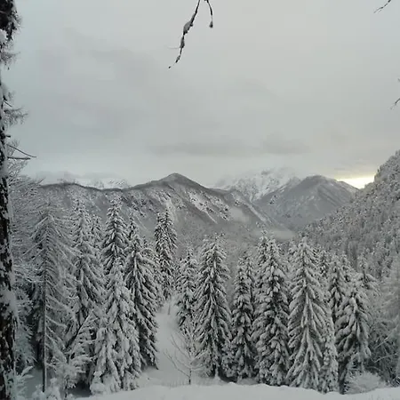 Сasa de vacaciones A In The Alps For Hiking, Cycling, Skiing Jesenice