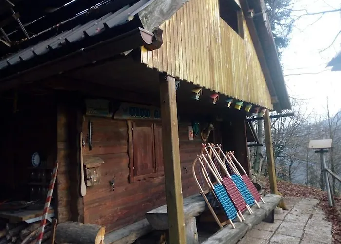 A In The Alps For Hiking, Cycling, Skiing جيسينيس